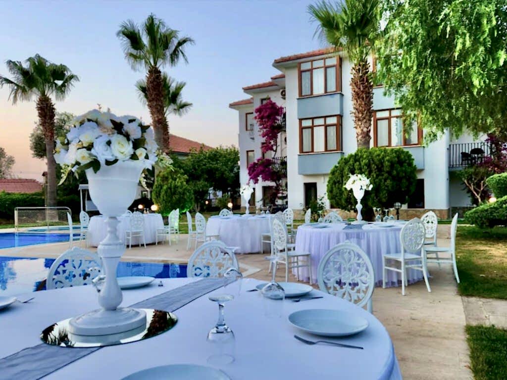 Packages and venues, carrington-suites-weddings-2